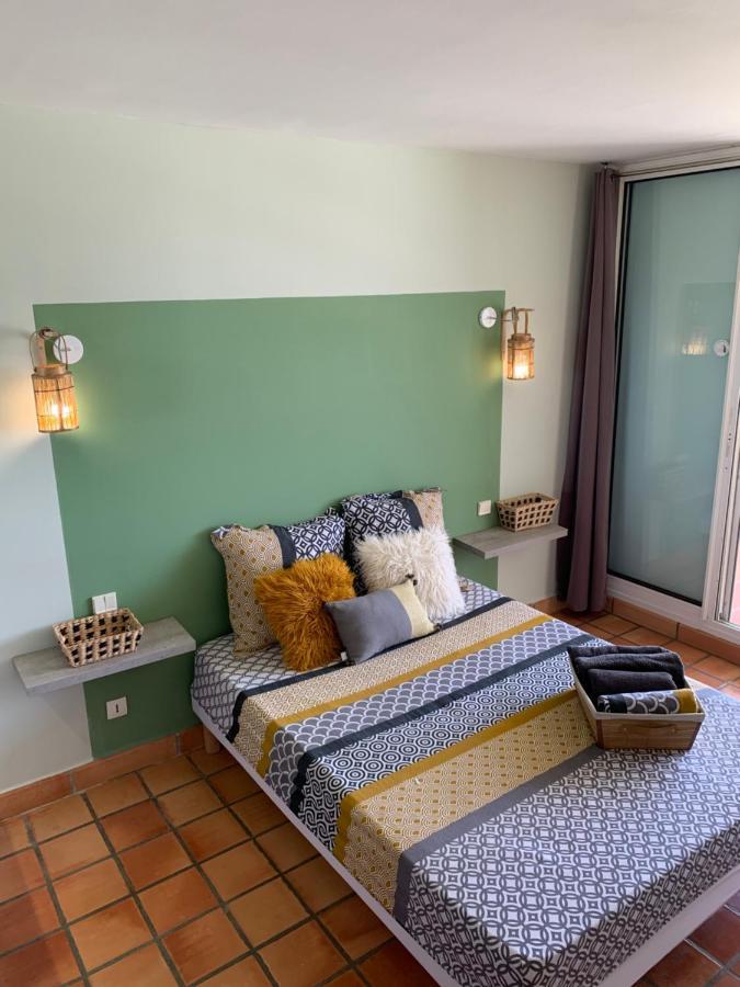 Sous Les Tropiques Apartment Ла Трините Екстериор снимка